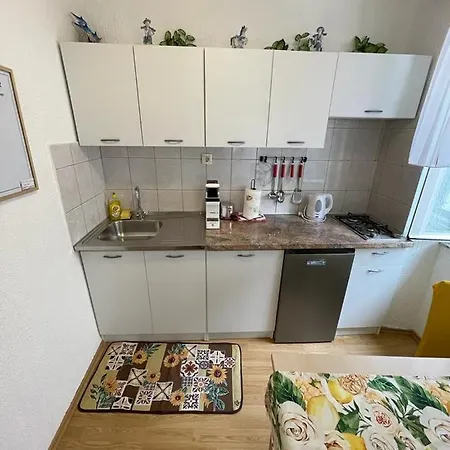Dana Apartman