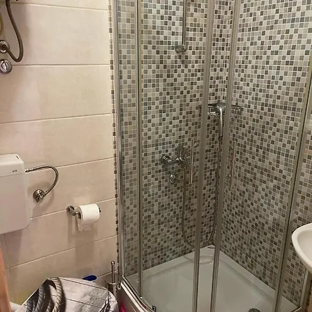 Dana Apartment *